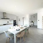 Nyaraló Belle Maison De 140m2, Proche Centre *