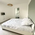 Nyaraló Belle Maison De 140m2, Proche Centre *