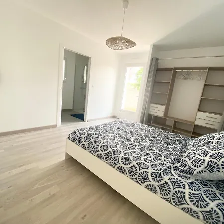 Belle Maison De 140m2, Proche Centre Challans