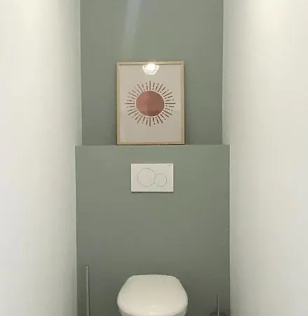Belle Maison De 140m2, Proche Centre