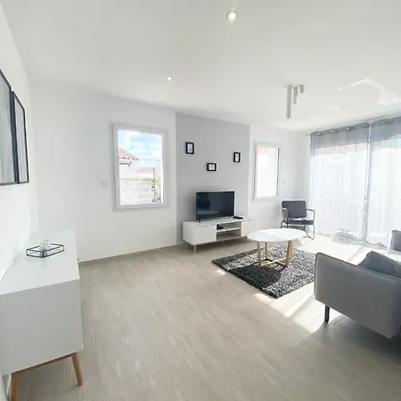 Belle Maison De 140m2, Proche Centre Ferienhaus Challans